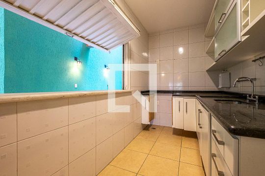Cozinha de casa para alugar com 3 quartos, 260m² em Perdizes, São Paulo
