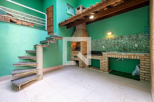 Quintal de casa para alugar com 3 quartos, 260m² em Perdizes, São Paulo