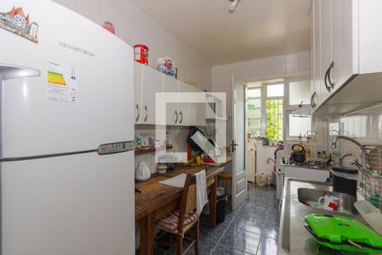 Cozinha de apartamento para alugar com 2 quartos, 80m² em São João, Porto Alegre