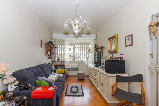 Sala de apartamento para alugar com 2 quartos, 80m² em São João, Porto Alegre