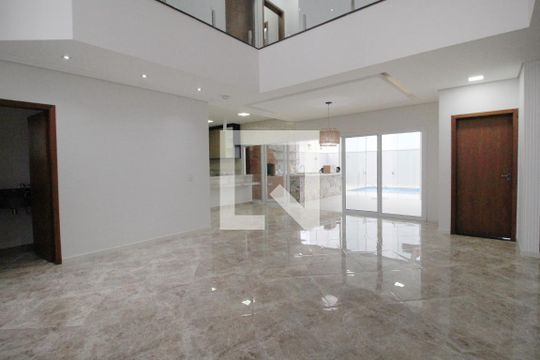 Sala de casa de condomínio para alugar com 4 quartos, 450m² em Parque São Bento, Sorocaba