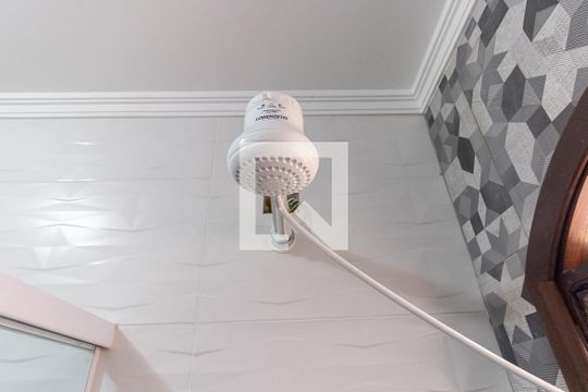 Chuveiro de casa à venda com 3 quartos, 130m² em Interlagos, São Paulo