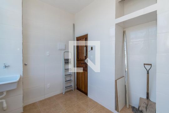 Área de Serviço - Entrada de serviço de apartamento à venda com 3 quartos, 82m² em Penha, Rio de Janeiro