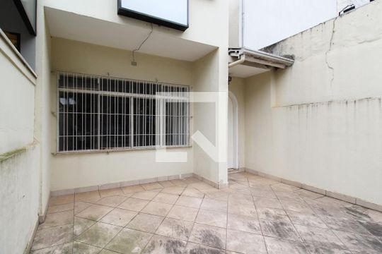 Garagem de casa à venda com 2 quartos, 165m² em Vila Olímpia, São Paulo