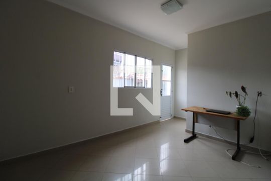 Sala de casa à venda com 3 quartos, 112m² em Vila Nogueira, Campinas