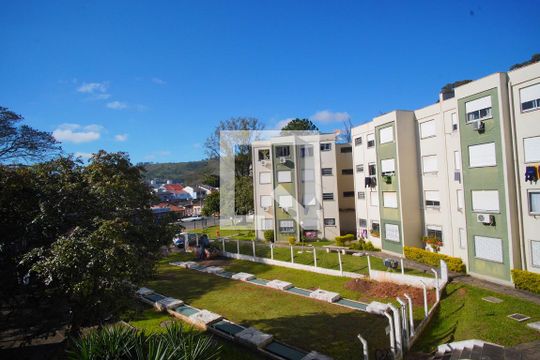 Sala _Vista de apartamento à venda com 2 quartos, 55m² em Jardim Itu, Porto Alegre