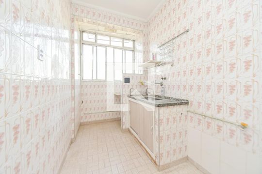 Cozinha de apartamento à venda com 1 quarto, 40m² em Santa Ifigênia, São Paulo