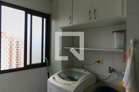 Área de Serviço de apartamento para alugar com 2 quartos, 72m² em Parque Taboão, Taboão da Serra
