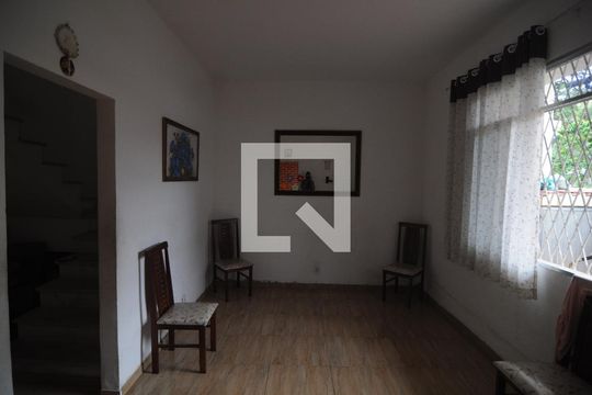 Sala de casa de condomínio à venda com 4 quartos, 150m² em Pechincha, Rio de Janeiro