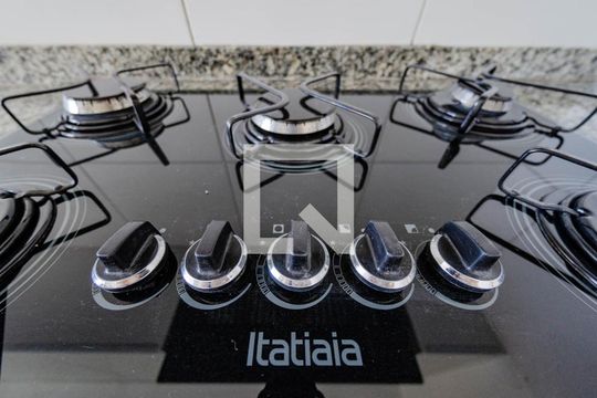 Fogão Cooktop de apartamento para alugar com 2 quartos, 54m² em Betânia, Belo Horizonte