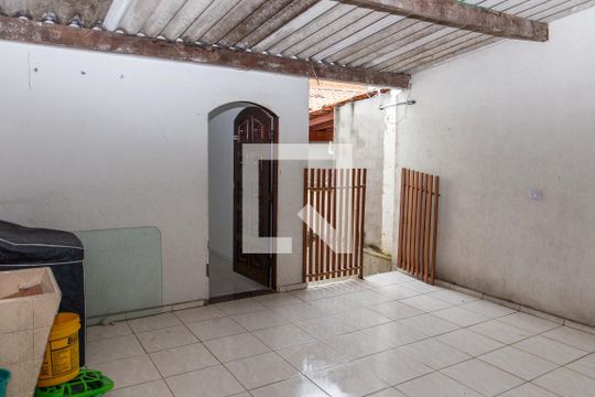 Área de Serviço de casa à venda com 4 quartos, 300m² em Piraporinha, Diadema