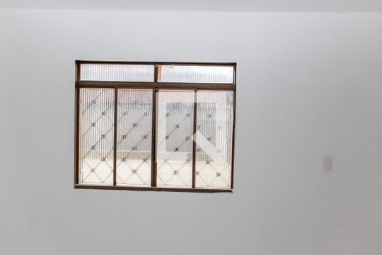 Quarto 3 de casa à venda com 4 quartos, 300m² em Piraporinha, Diadema