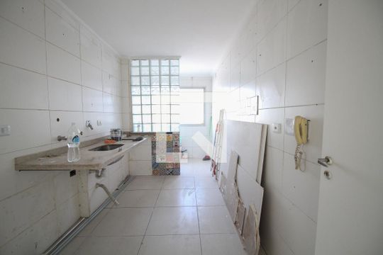 cozinha de apartamento à venda com 2 quartos, 64m² em Parada Inglesa, São Paulo