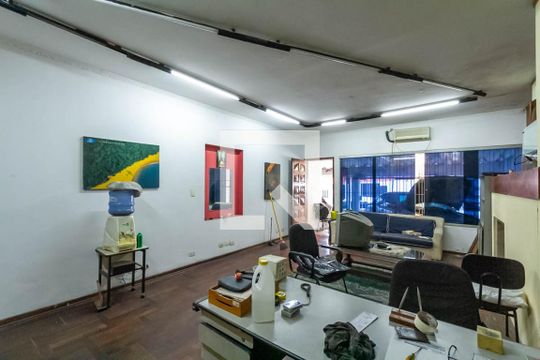 Casa para alugar com 4 quartos, 250m² em Jardim do Mar, São Bernardo do Campo
