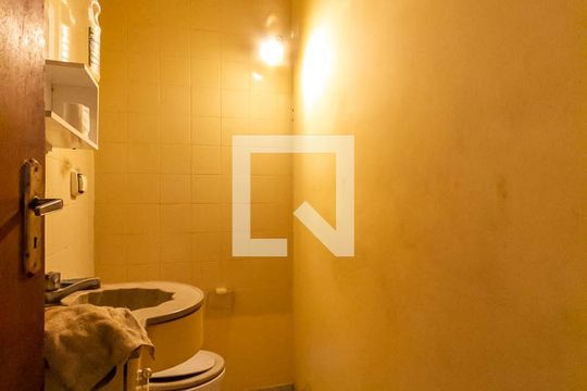 Lavabo de casa para alugar com 4 quartos, 250m² em Jardim do Mar, São Bernardo do Campo