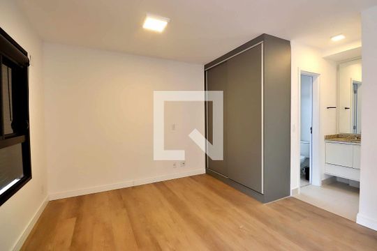 Quarto de kitnet/studio para alugar com 1 quarto, 42m² em Campestre, Santo André