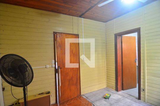 Suíte de casa à venda com 1 quarto, 80m² em Harmonia, Canoas