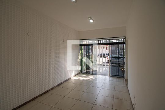 Garagem de casa para alugar com 3 quartos, 290m² em Jardim Guanabara, Campinas