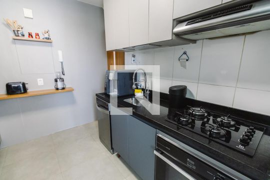 Cozinha de apartamento à venda com 3 quartos, 78m² em Vila Ipojuca, São Paulo