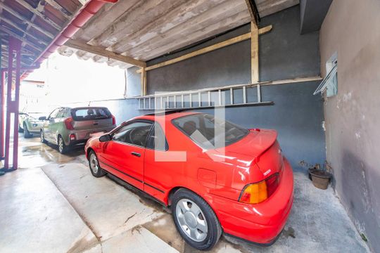 Garagem de casa à venda com 5 quartos, 561m² em Vila Alzira, Santo André
