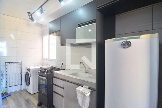 Cozinha de apartamento à venda com 2 quartos, 41m² em Estância Velha, Canoas
