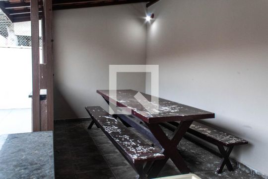 Área comum - Churrasqueira de casa de condomínio para alugar com 5 quartos, 250m² em Jardim Virginia, Guarujá