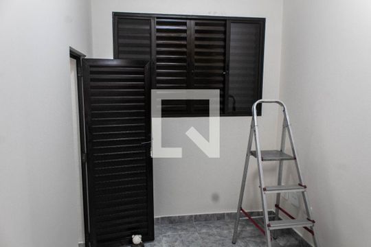 Sala de casa de condomínio para alugar com 5 quartos, 250m² em Jardim Virginia, Guarujá