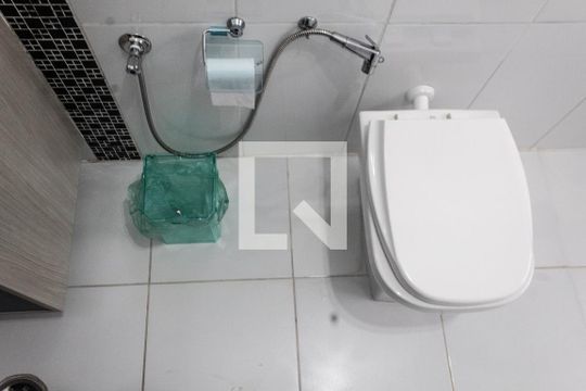 Banheiro 2 de casa para alugar com 4 quartos, 300m² em Jardim Virginia, Guarujá