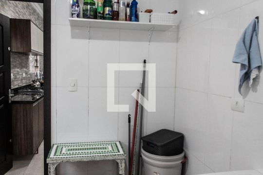 Área de Serviço de casa para alugar com 4 quartos, 300m² em Jardim Virginia, Guarujá