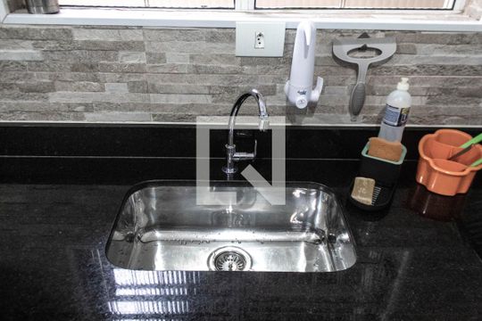 Cozinha de casa para alugar com 4 quartos, 300m² em Jardim Virginia, Guarujá