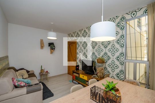 Sala de apartamento para alugar com 2 quartos, 48m² em Parque Sao Jose, Belo Horizonte