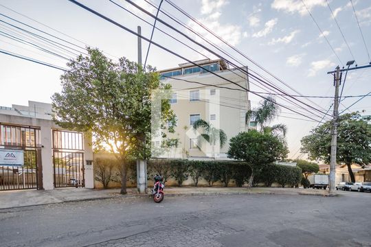 Fachada de apartamento para alugar com 2 quartos, 48m² em Parque Sao Jose, Belo Horizonte