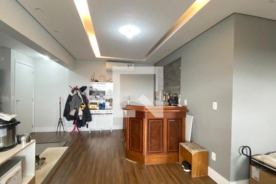 Sala de apartamento para alugar com 2 quartos, 72m² em Jardim Timbauhy/aldeia, Barueri