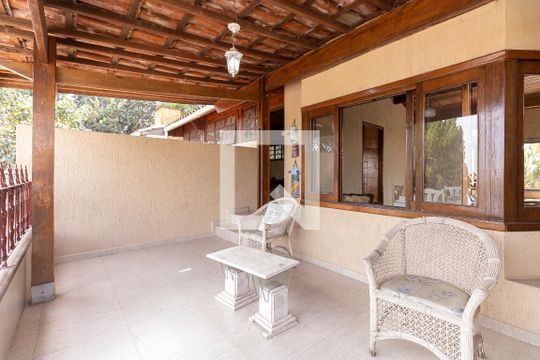Varanda de casa à venda com 3 quartos, 420m² em Interlagos, São Paulo