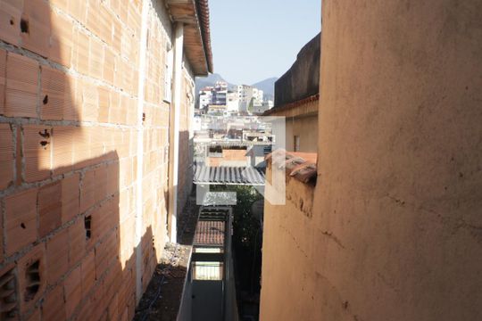Vista de casa à venda com 1 quarto, 53m² em Curicica, Rio de Janeiro
