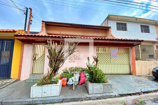 Fachada de casa à venda com 4 quartos, 340m² em Vila Camilópolis, Santo André