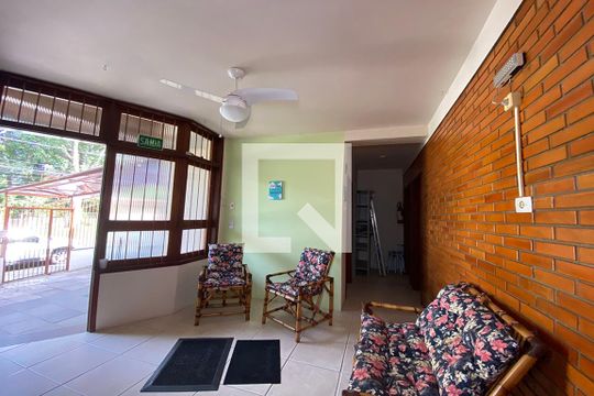 Sala de casa à venda com 4 quartos, 263m² em Padre Reus, São Leopoldo