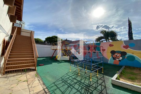 Área Externa de casa à venda com 4 quartos, 263m² em Padre Reus, São Leopoldo