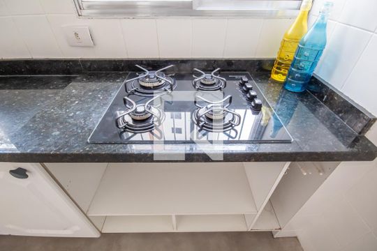 Cozinha de apartamento para alugar com 2 quartos, 52m² em Centro, Osasco
