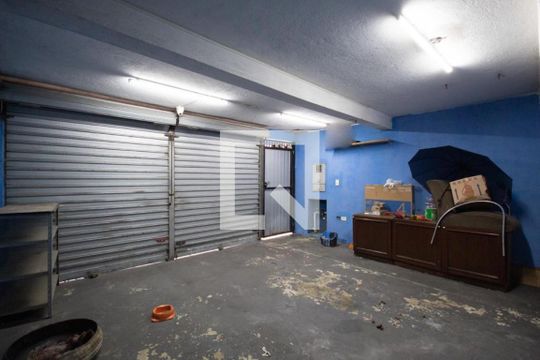Garagem de casa para alugar com 2 quartos, 80m² em Cidade das Flores, Osasco