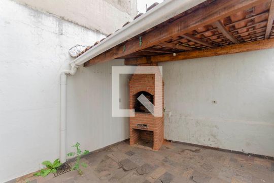 Churrasqueira de casa à venda com 2 quartos, 110m² em Vila Buenos Aires, São Paulo