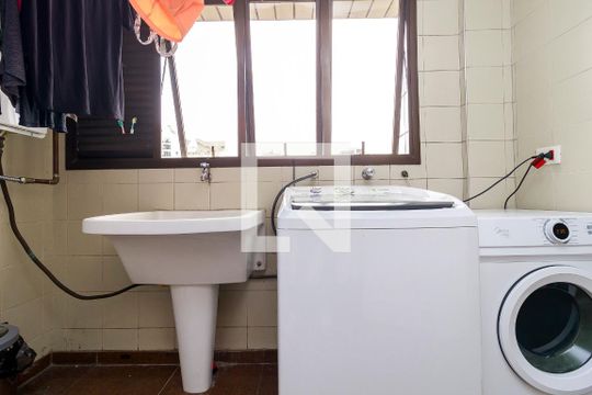 Área de Serviço de apartamento à venda com 4 quartos, 440m² em Campo Belo, São Paulo