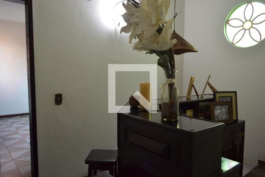 Hall do Segundo Andar de casa à venda com 3 quartos, 350m² em Taquara, Rio de Janeiro