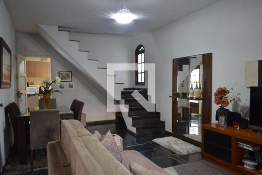 Casa à venda com 3 quartos, 350m² em Taquara, Rio de Janeiro