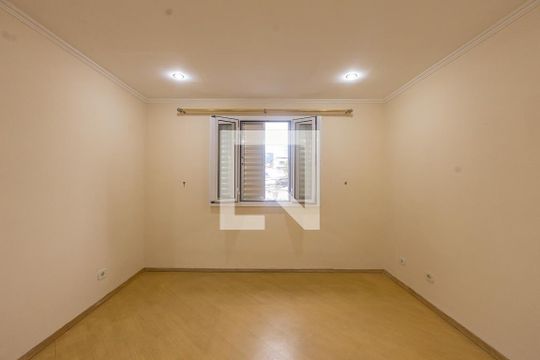 Quarto 1 de casa para alugar com 3 quartos, 110m² em Vila Esperança, São Paulo