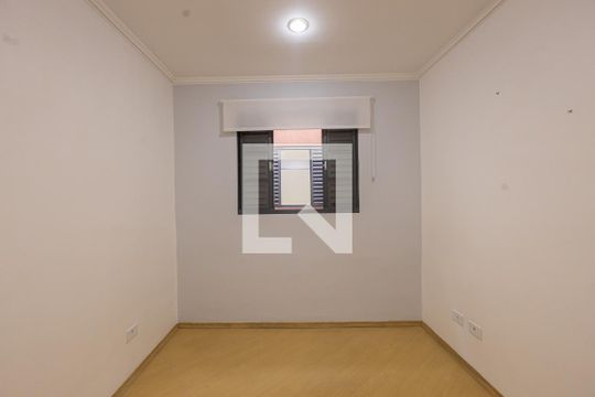 Quarto 2 de casa para alugar com 3 quartos, 110m² em Vila Esperança, São Paulo