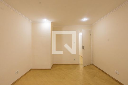 Quarto 1 de casa para alugar com 3 quartos, 110m² em Vila Esperança, São Paulo