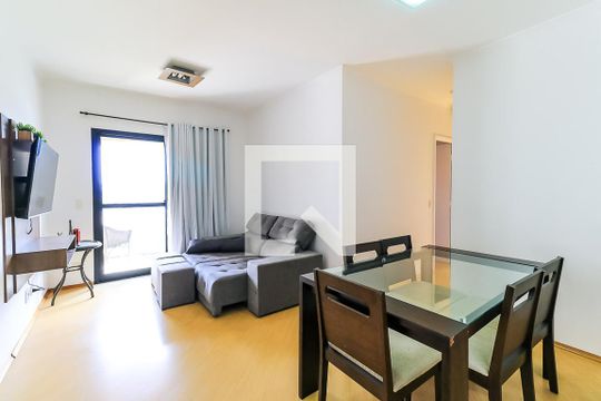 Apartamento para alugar com 2 quartos, 60m² em Vila Suzana, São Paulo