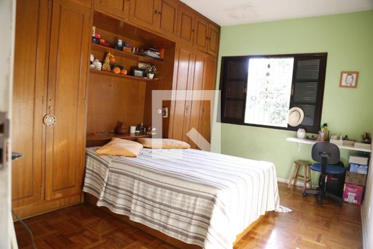Quarto 1 de casa à venda com 3 quartos, 125m² em Parque Maria Domitila, São Paulo
