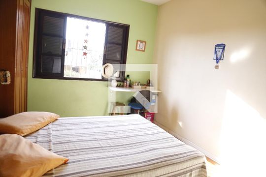 Quarto 1 de casa à venda com 3 quartos, 125m² em Parque Maria Domitila, São Paulo